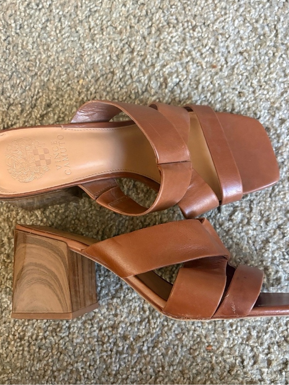 Camel leather with wood block heel Vince Camino